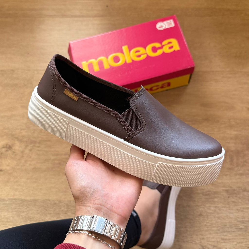 Sapato Moleca Slip On 5658.530 em Oferta na Shopee
