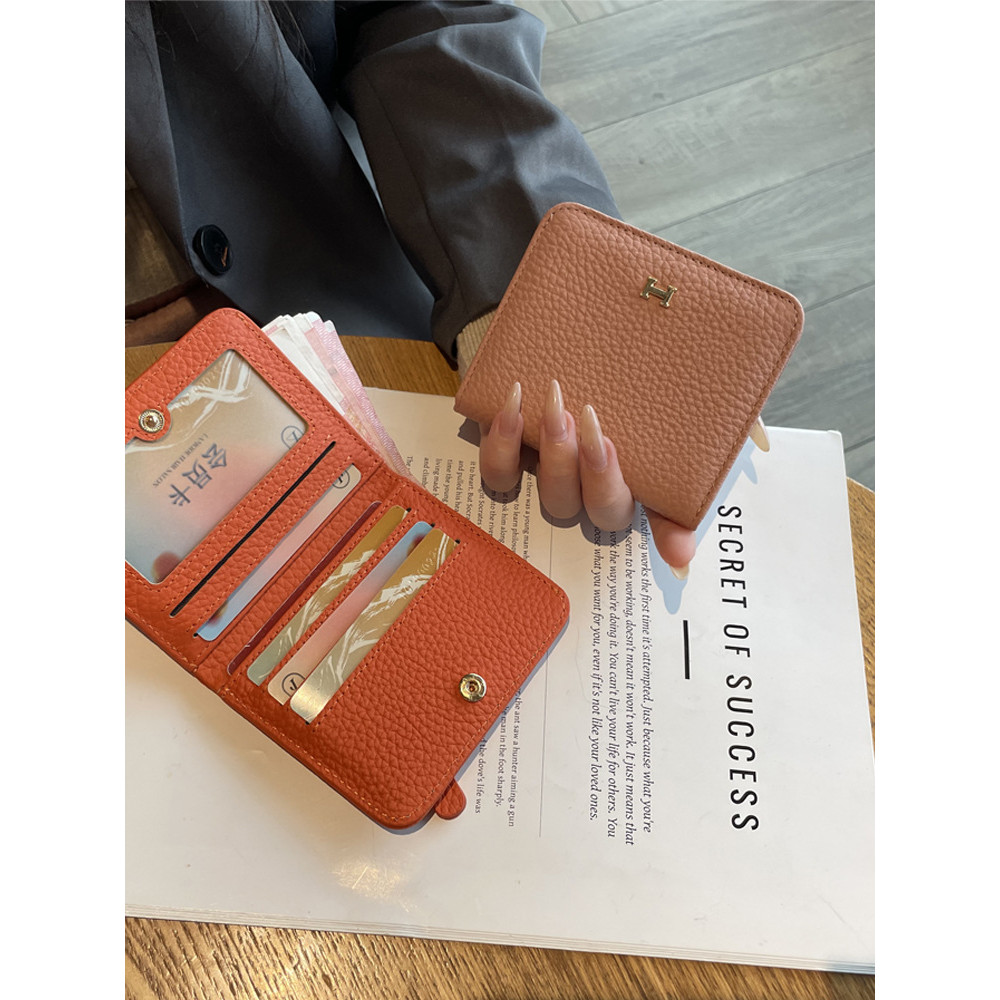 2025 Novo estilo leve carteira de couro curta feminina porta cartão pequeno