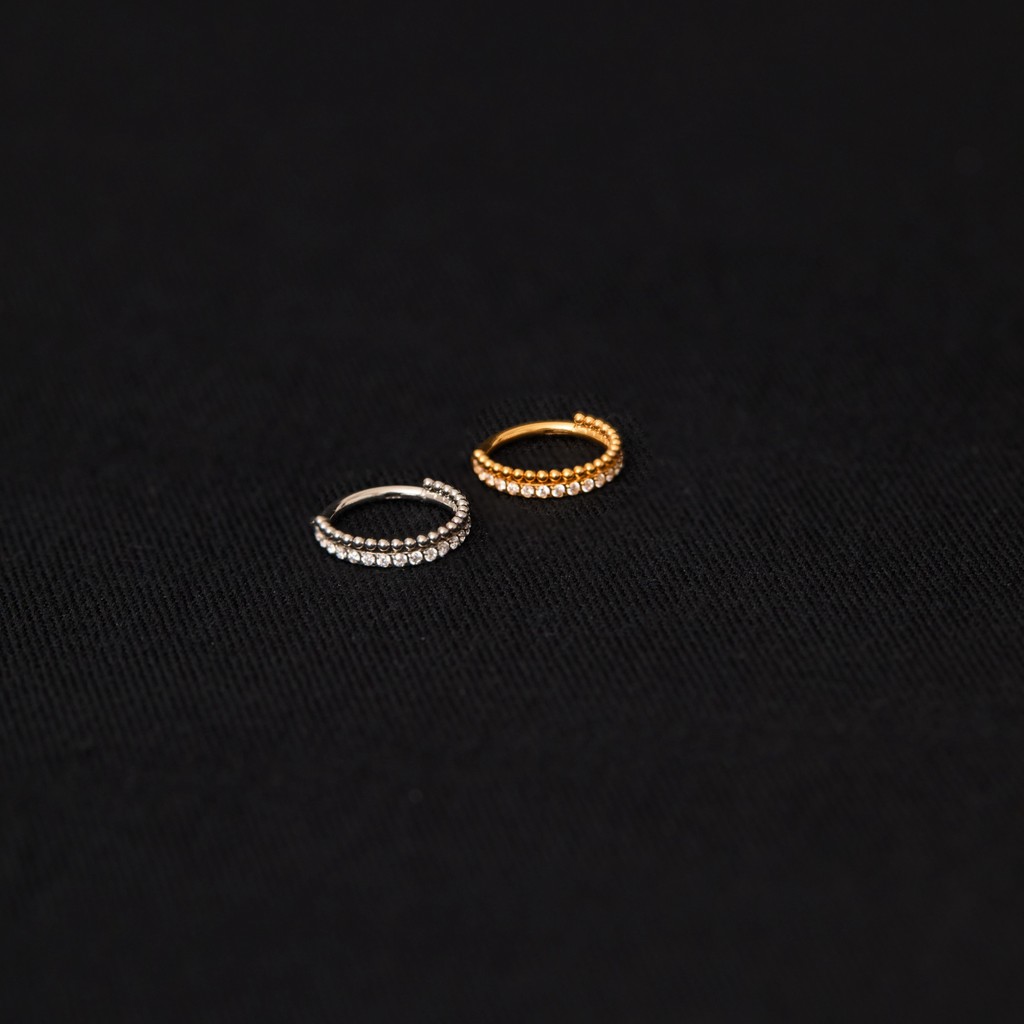 【Brilha】Piercing Clique ARCUS – Argola Dupla em Titânio G23 (design arquitetônico, meia pavê, antialérgico)