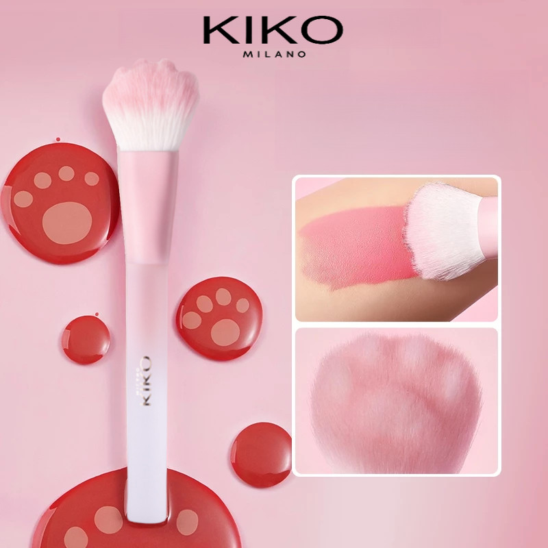 Kiko Milano blush brush/pincel de maquiagem em forma de garra de gato/escova de fundação portátil com cerdas macias em Oferta na Shopee