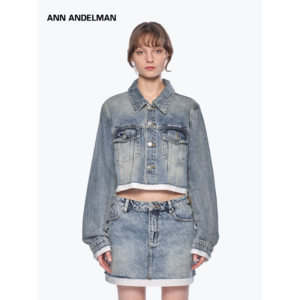 [Li Caihuan Mesmo Estilo] ANN ANDLMAN Lapela Azul Costura Falso Jaqueta Curta com Costura Jeans de Duas Peças