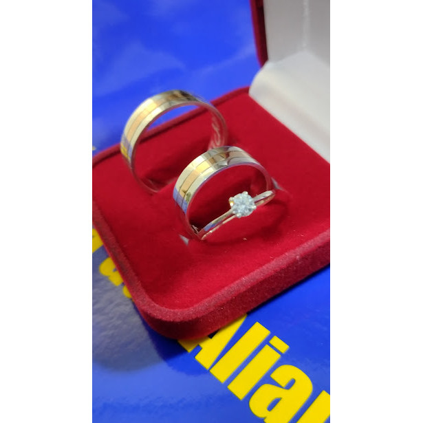 Alianças Prata 950 com Ouro 18 Kilates Namoro ,Compromisso Noivado, Casamento 7 mm Ouro 2mm e anel Solitário