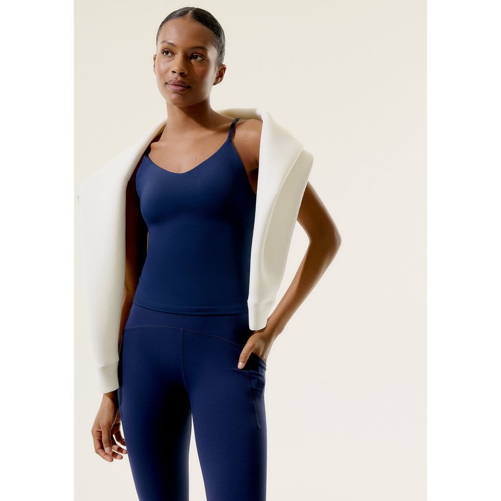 Regata Esportiva Feminina Decote V