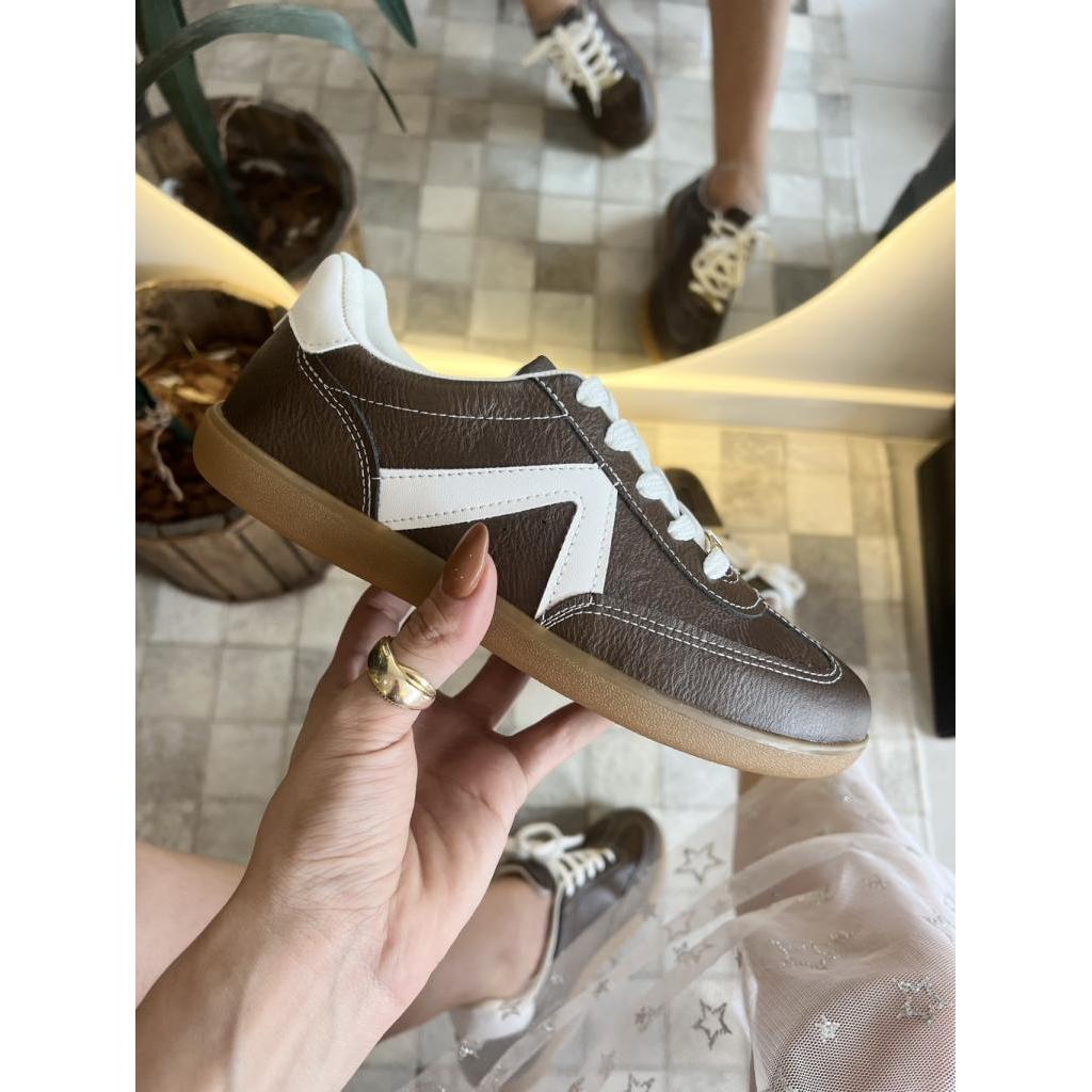 Tenis Estilo samba com café com branco em Napa/ Vizzano 1430.102