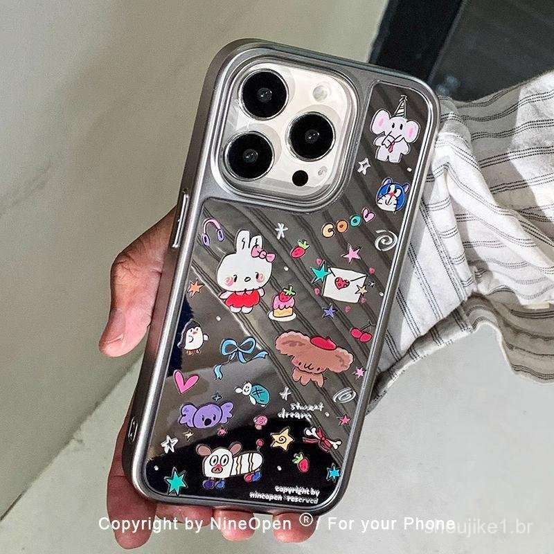 Capa de Telefone, Design de Vidro com Borda Prateada Galvanizada, Design de Gato Graffiti KT, Compatível com iPhone 13