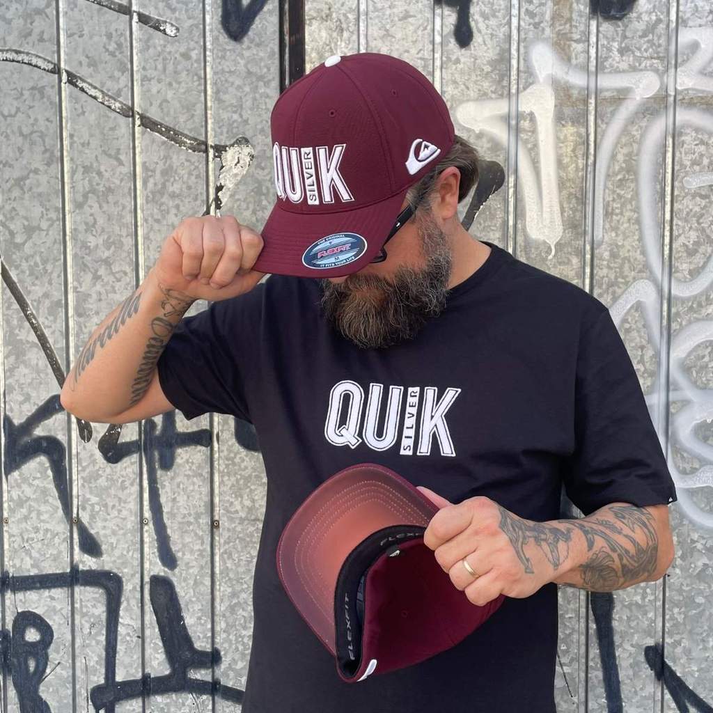 Boné Quiksilver Flexfit Emb Quik Outdoor Red Berry M