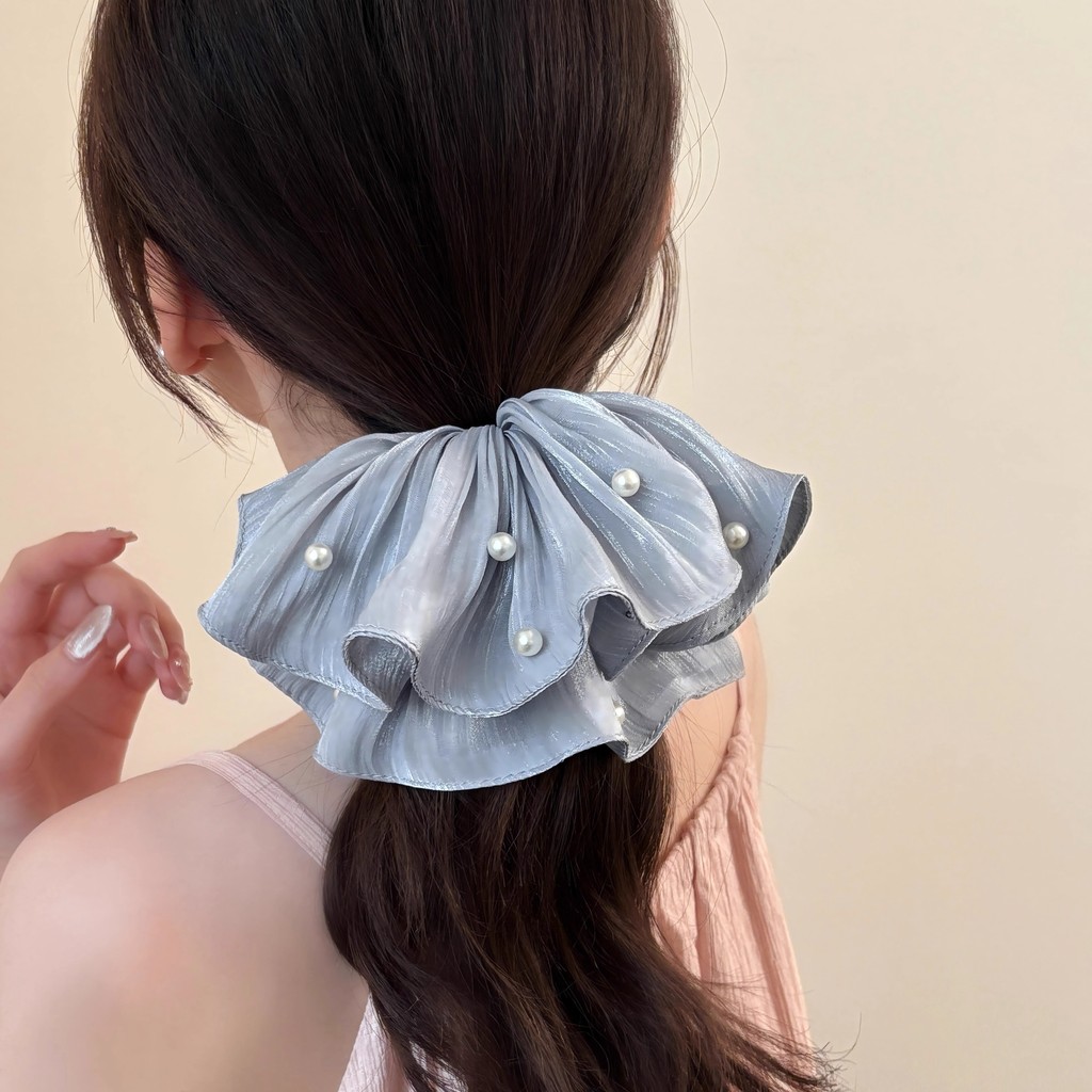 High-end sentir Streamer forjado rosto plissado pérola Scrunchy laço de cabelo feminino 2025 novo estilo high-end sentir