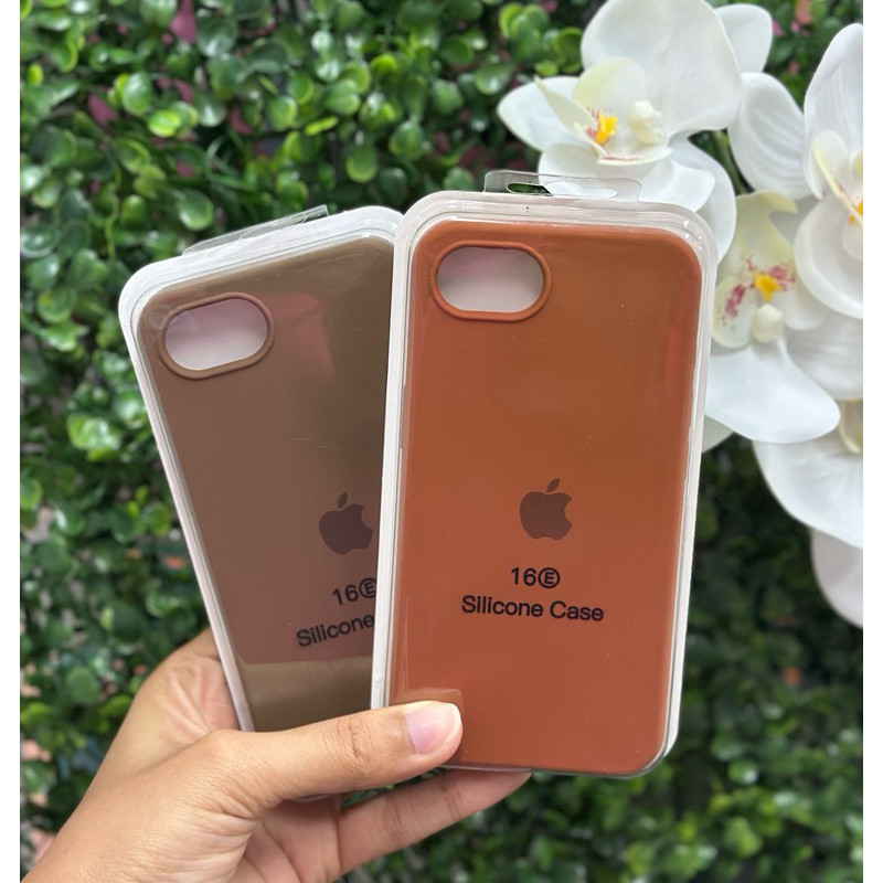 Capa Capinha Case na cor MARROM IPHONE 16E, CARAMELO E MARROM ESCURO Premium Apple silicone case aveludada dentro
