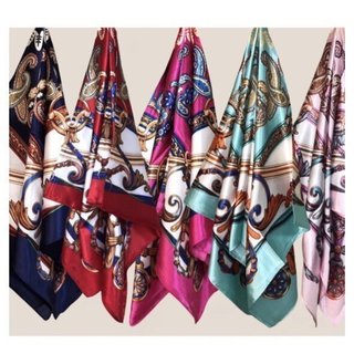 Lenço 50*50cm/ cetim / seda/ lenço /várias estampas（A cor e o estilo são entregues aleatoriamente）