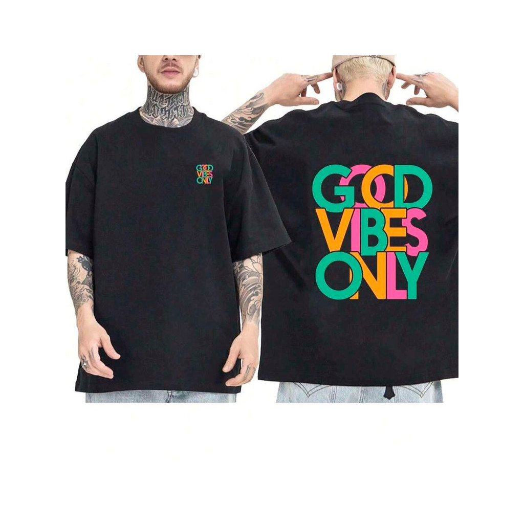 Camiseta OVERSIZED Preta StreetWear Gola em Ribanna Alta Plus Size Modelo: "GOOD VIBES ONLY"