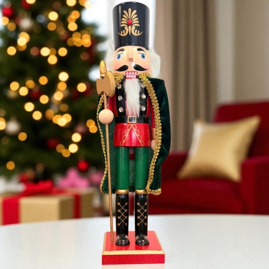 Soldado de Chumbo de Madeira com Capa e Lança - 9,5x38x8,5cm - Verde e Vermelho - 1 unidade - Artlille - Rizzo em Oferta na Shopee