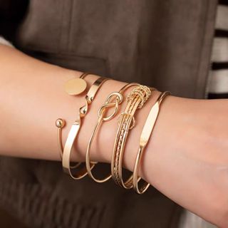 Conjunto de 5 pulseiras femininas geométricas lisas e torcidas pulseira aberta joia para presente em Oferta na Shopee