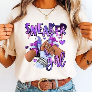 T-Shirt Blusa Camiseta Básica Estampada sneaker girl  Várias Cores