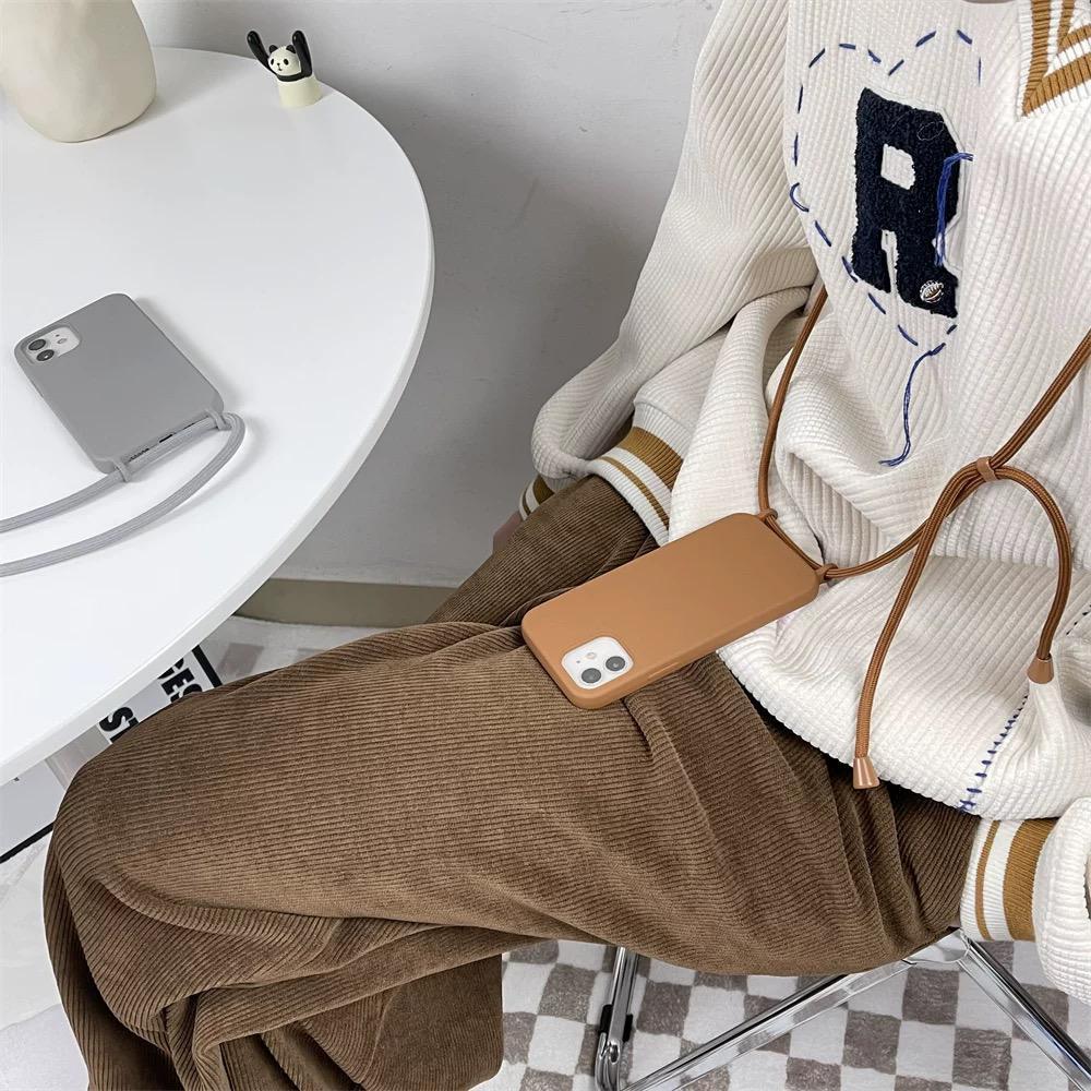 Capa Cordão de pescoço Aveludada para iPhone 17 AIR 17 16 15 14 13 12 11 PRO MAX em Oferta na Shopee
