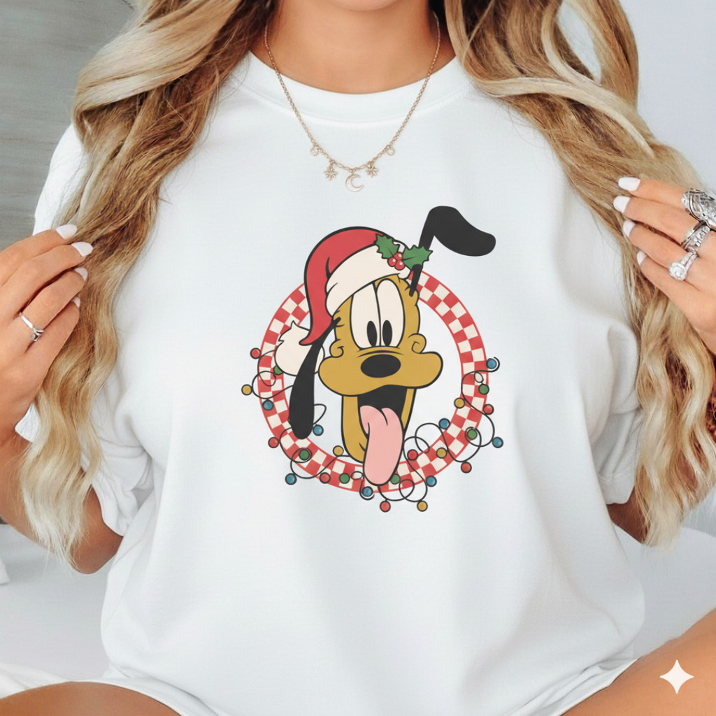 Camiseta Feminina Casual E Estilosa, Feita Inteiramente De Algodão, Com Estampa Natalina Do Pluto Da Disney