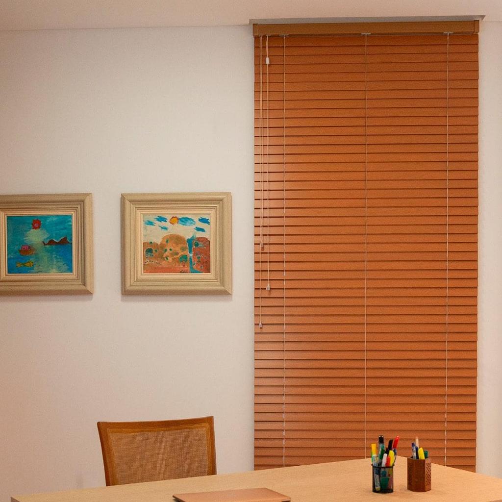 Persiana Horizontal de Madeira 50mm - ( Largura 130 x Altura 143cm )