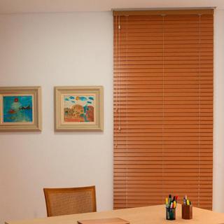Persiana Horizontal de Madeira 50mm - ( Largura 130 x Altura 143cm )