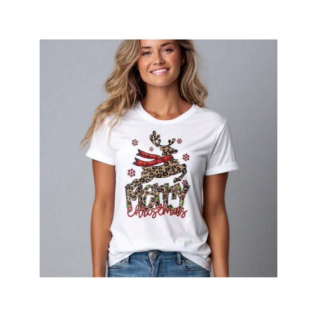 Camiseta Feminina Natal 2025 Estampa Rena Leopard Merry Christmas 100% Algodão T-shirt Versatil Top