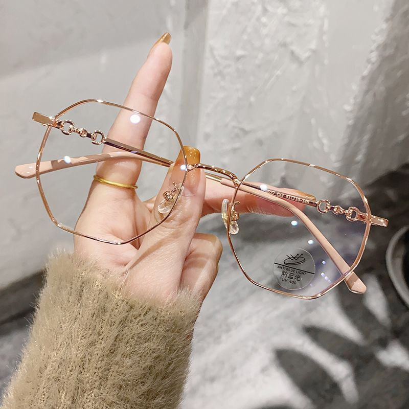 Armação Redonda Feminina: Onde Comprar | BuscaProdutos