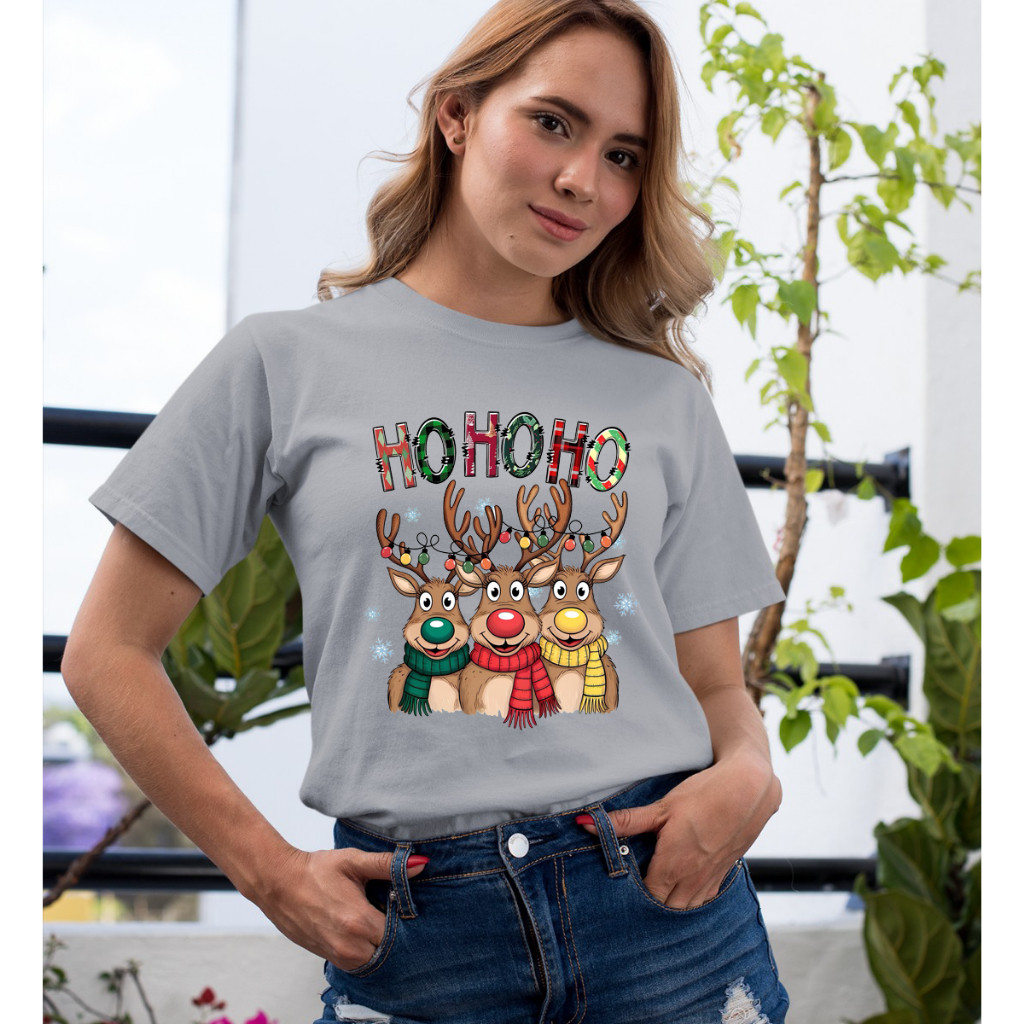 Camiseta Estampa Natalina Rena Lindas Cores Estampa Premium 100% Algodão Moda Feminina Conforto e Estilo