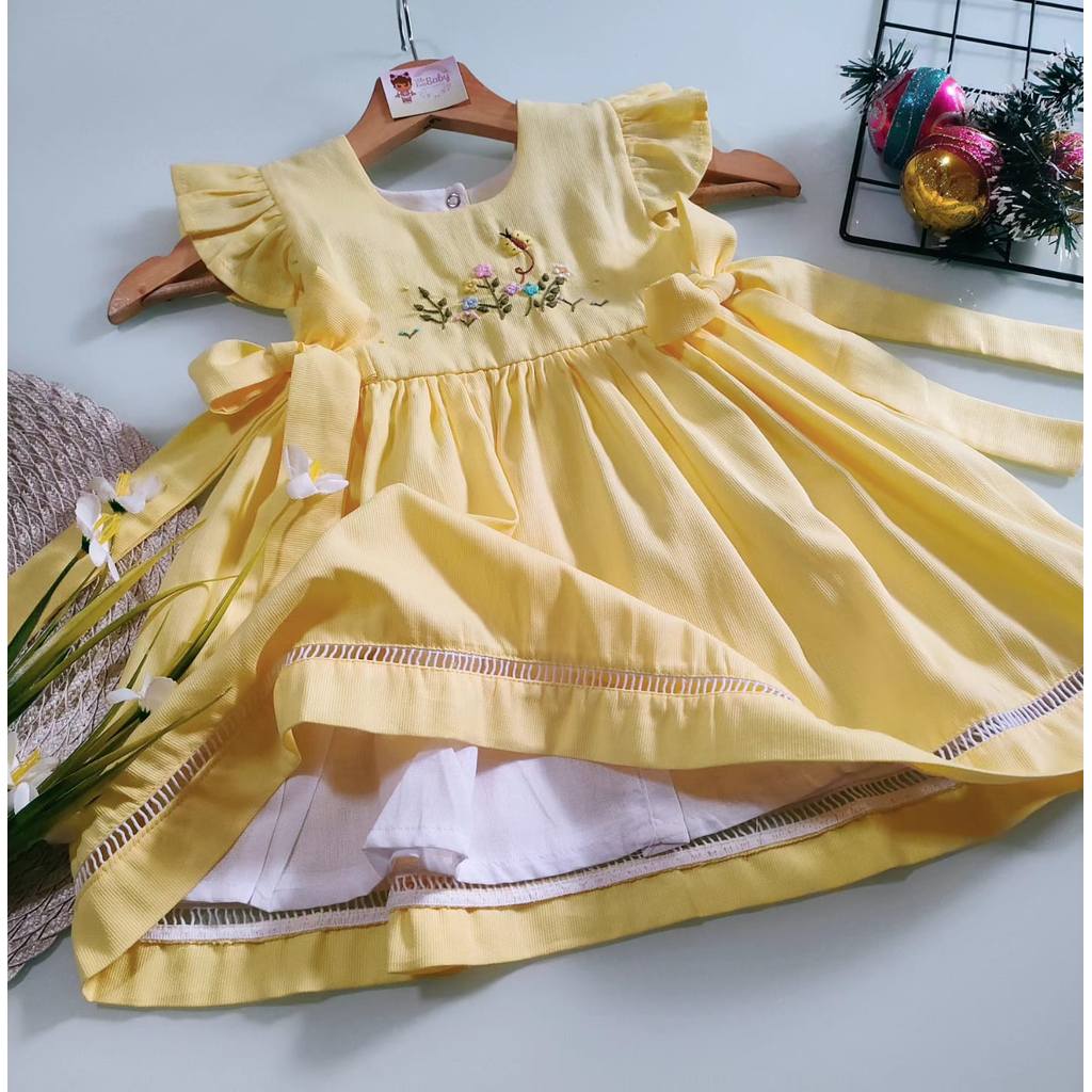 Vestido bordado palito Natal , branco  , amarelo,rosa , azul , 6 meses ao 8 anos em Oferta na Shopee