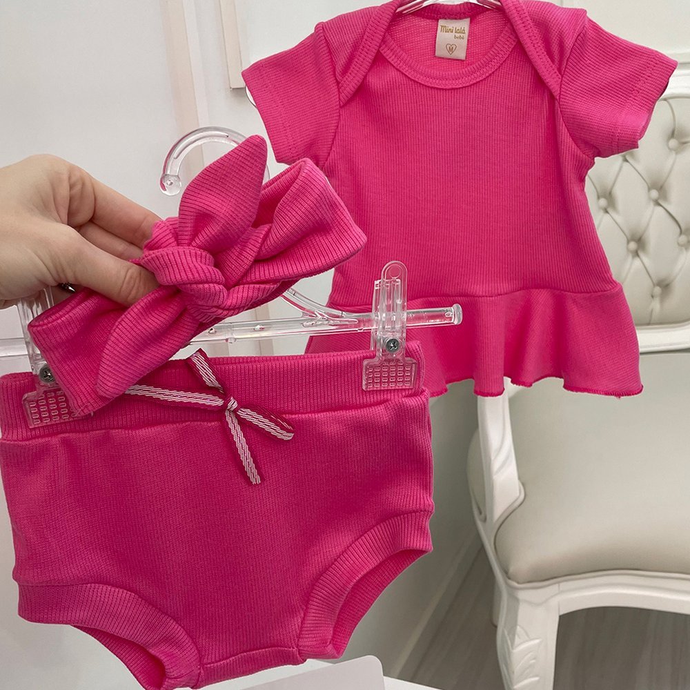 Conjunto Infantil Bebê Rosa Chiclete Bata Peplum Blusa manga Curta com Faixinha calcinha canelada