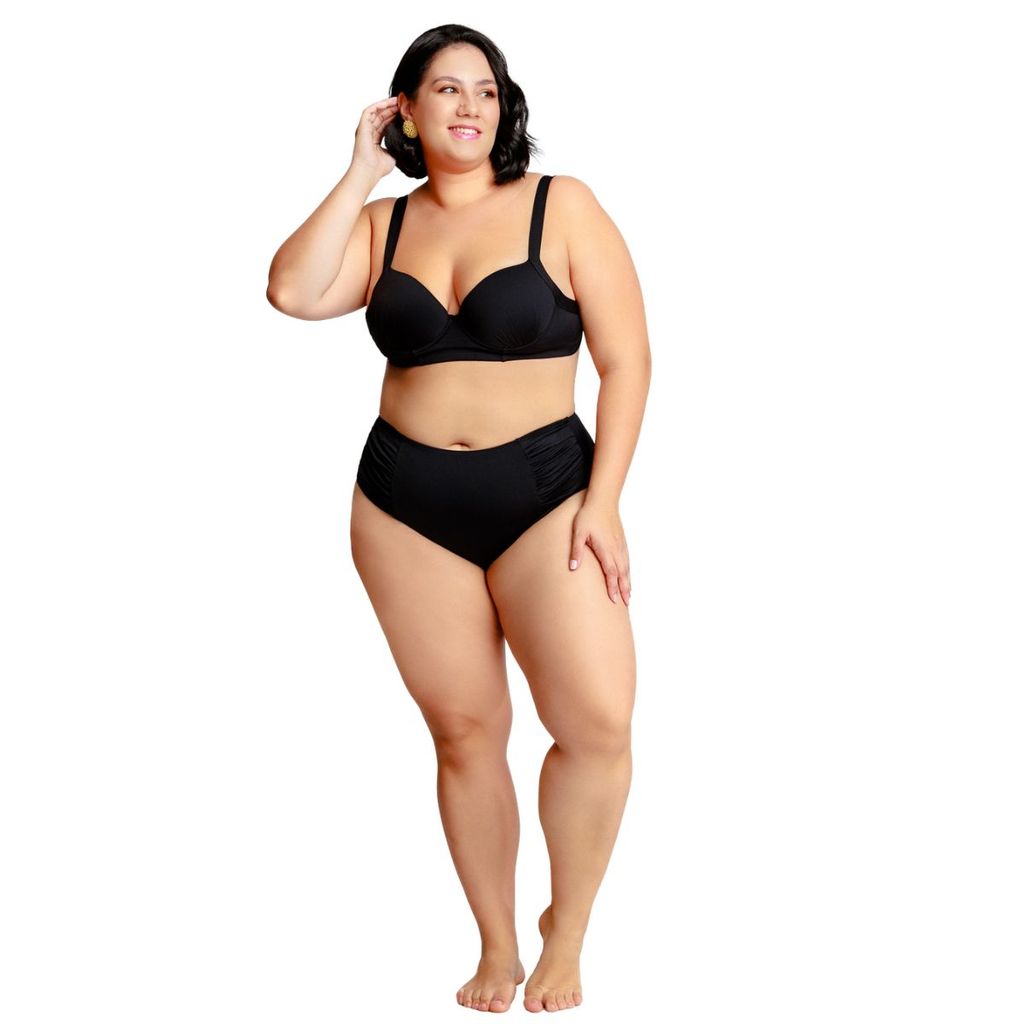 Biquini Plus Size Meia Taça Com Bojo Arsie Laterais Largas Disfarça Culote