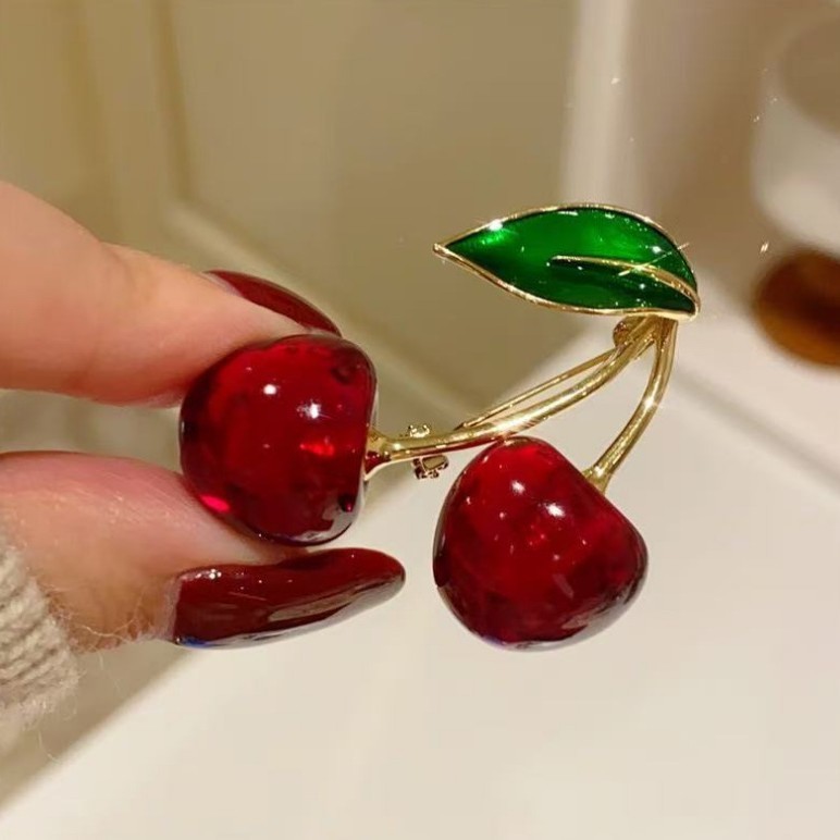Broche de cereja da moda adequado para ternos, casamentos e presentes, acessórios de moda feminina, presentes de dia das
