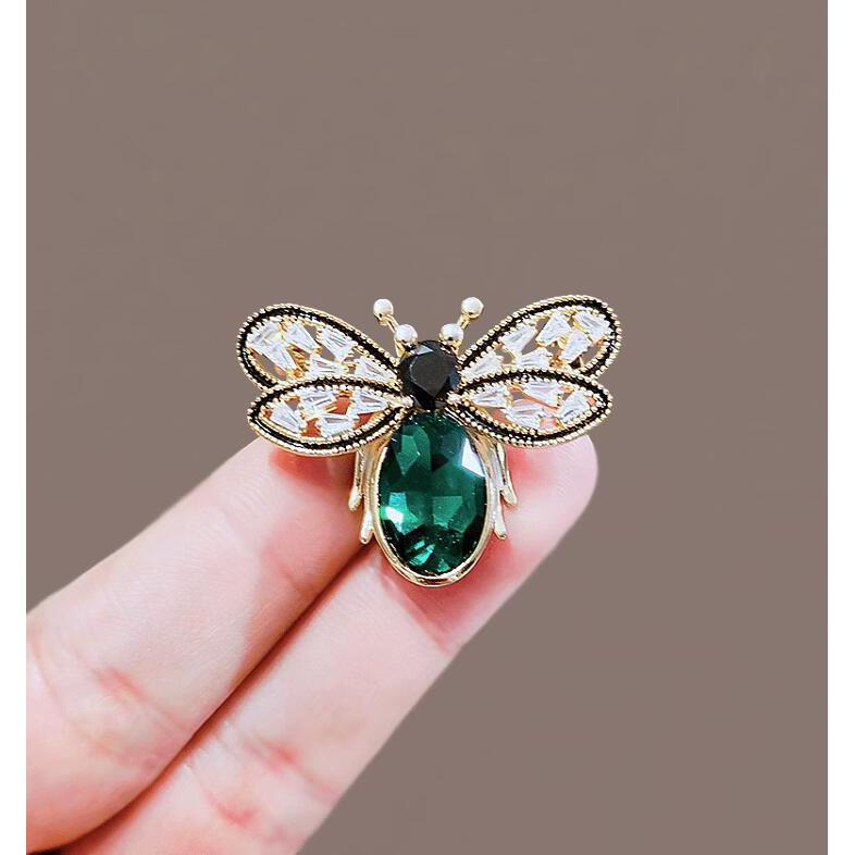 Broche Premium de abelha de cristal adequado para acessórios de moda feminina para ternos, casamentos e presentes, prese em Oferta na Shopee