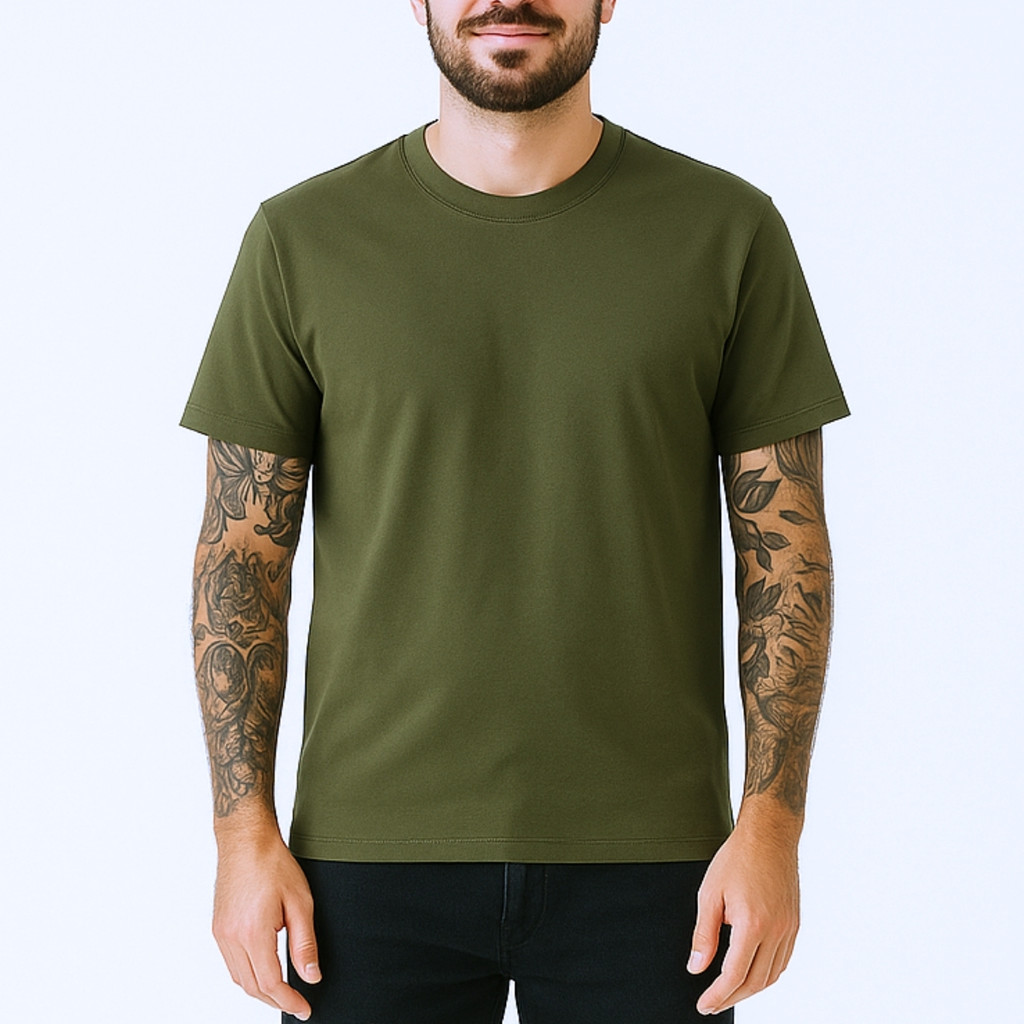 Camiseta Masculina Básica Lisa | Modelagem Clássica