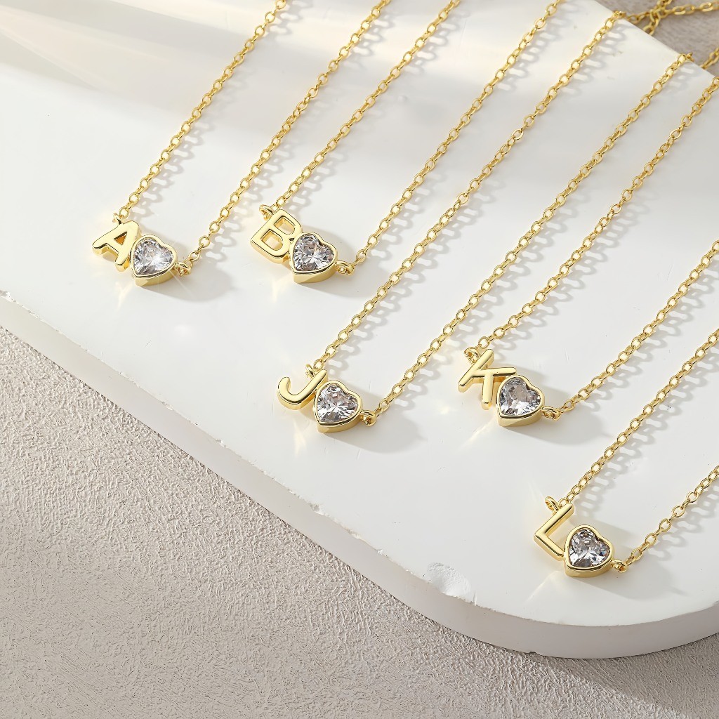 Colar Feminino com Coração e Letras A-Z, Detalhes em Zircônias, Banhado a Ouro 18K ou Prata 925