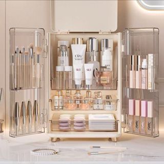 Organizador de Mesa com 2 Portas, 3 Estantes e Abertura Superior – Acrílico Cristalino e Alta Funcionalidade em Oferta na Shopee