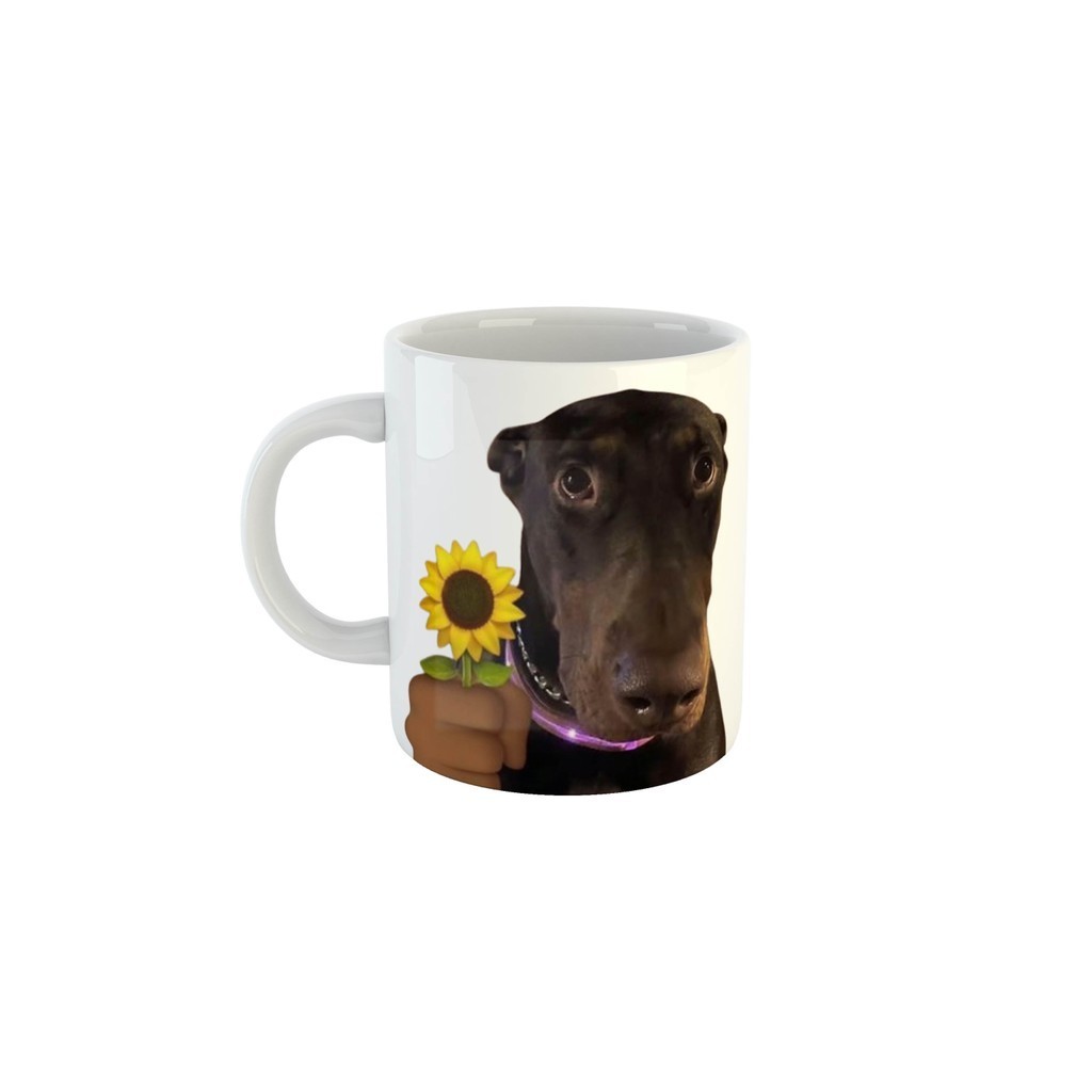 Caneca Cerâmica Engraçada Doguinho te dando uma Flor Meme Presente Meme na Caneca