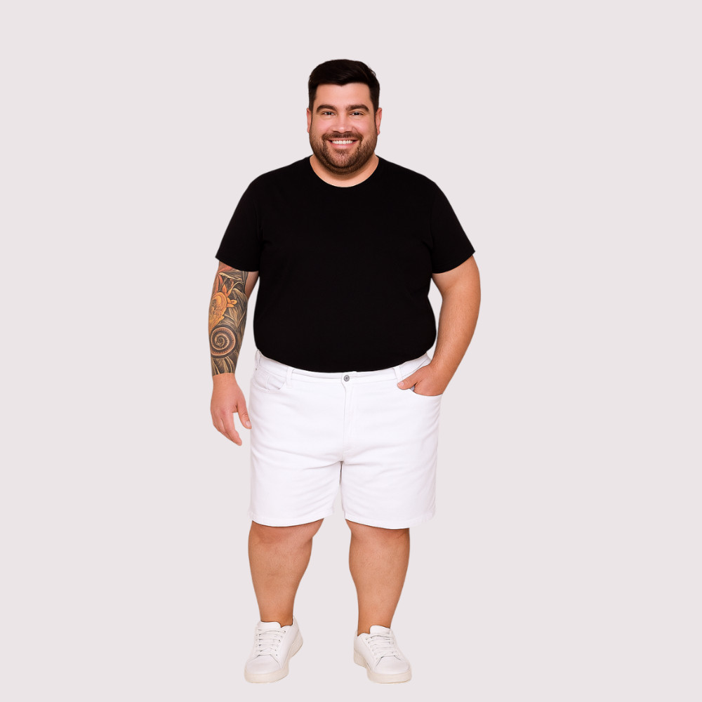 Bermuda Masculina Plus Size em Sarja com Elastano Branca Moderna, Confortável e com Caimento Perfeito