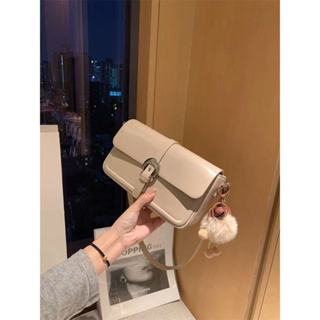 Bolsa Feminina de Ombro de Couro PU da Moda com Alça , Fecho Metálico e Design Elegante Pele Oleosa em Oferta na Shopee