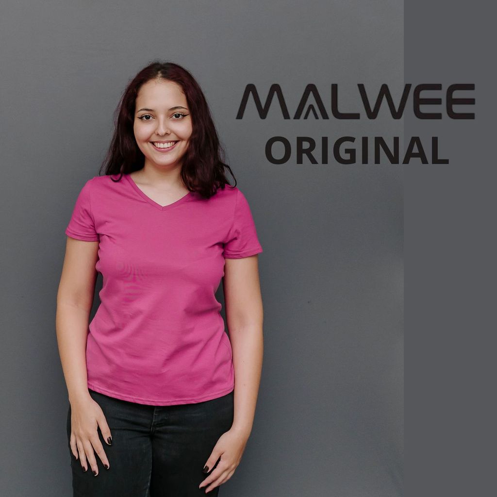 Camiseta Feminina Malwee Baby Look Gola V Manga Curta Lisa Básica 100% Algodão Premium Macia Dia a Dia Conforto