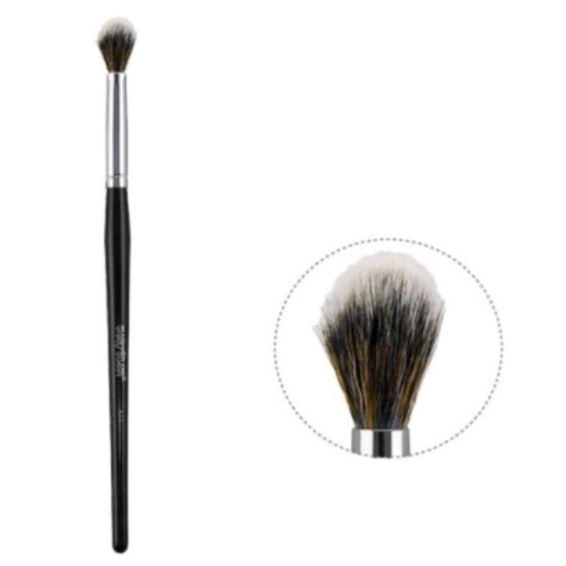 Compartilhar:  Favoritar (30) Pincel Profissional Para Côncavo Oval A12 Macrilan Max