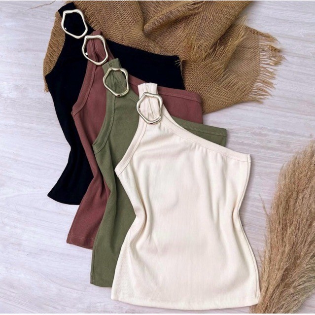 Blusa Feminina Decote de Um Obro Só Manga Mula Manca Com Fivela Orgânica Elegante Casual Básica Verão P009