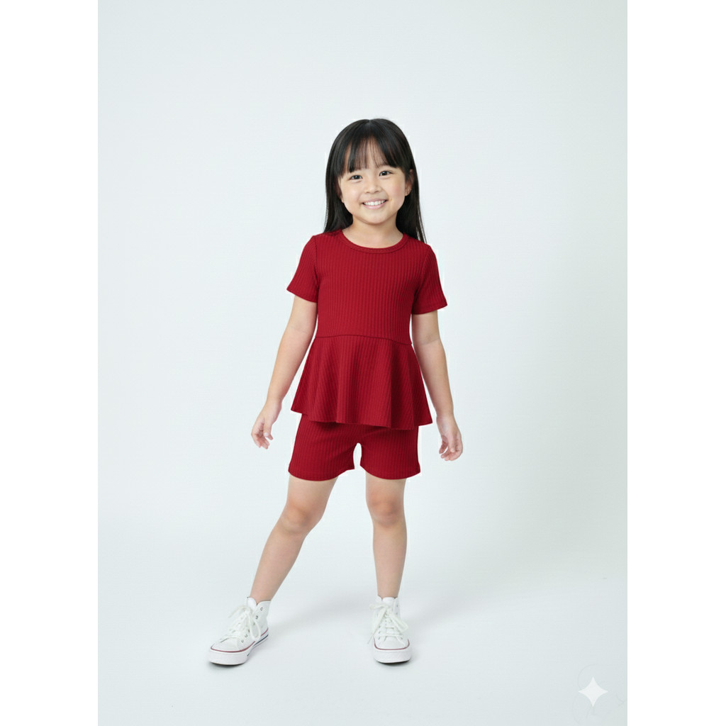 Conjunto Canelado Infantil Blusa com Manguinha e Babado e Bermuda Tendência Blusa Godê