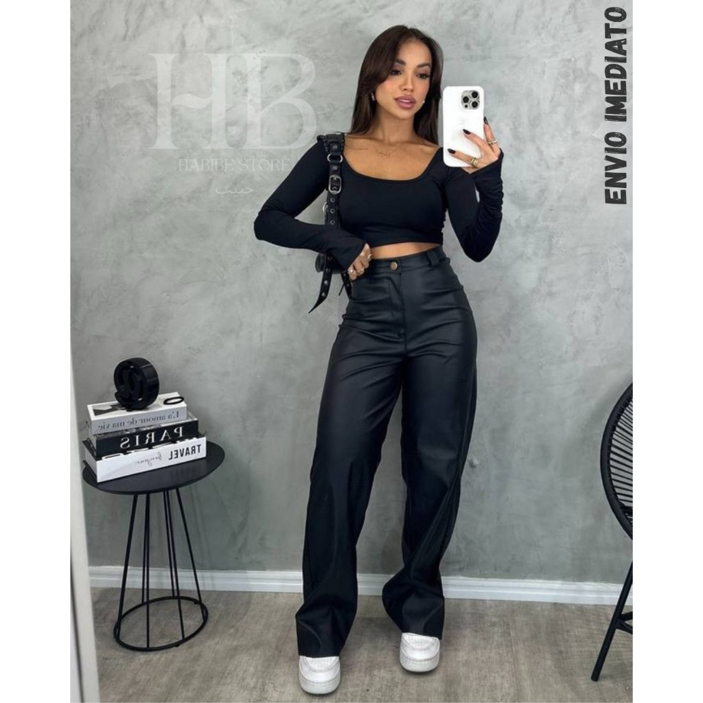 Calça Feminina Couro PU  Sintético Wide Leg Pantalona com Bolso Zíper Botão Cintura Alta Moda Gringa Blogueira em Oferta na Shopee