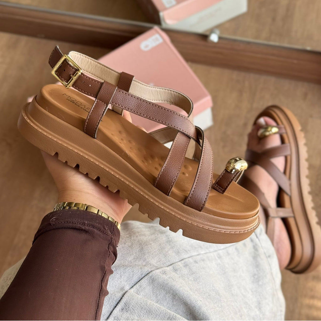 Sandália Modare Detalhe Dourado no Dedo 7200.107 em Oferta na Shopee