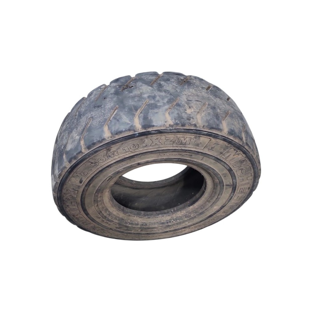 Pneu Empilhadeira Michelin 700R12