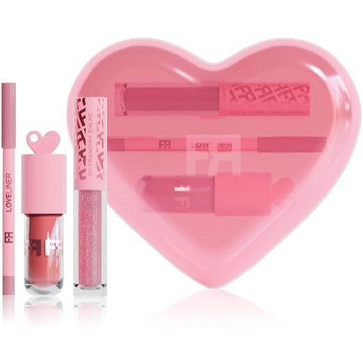 O kit Fran Lover, composto por gloss labial e delineador labial, criado por Franciny Ehlke, já está disponível.