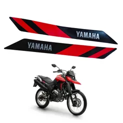 PAR ADESIVO GRÁFICO TAMPA LATERAL XTZ LANDER 250 2025 VERMELHO