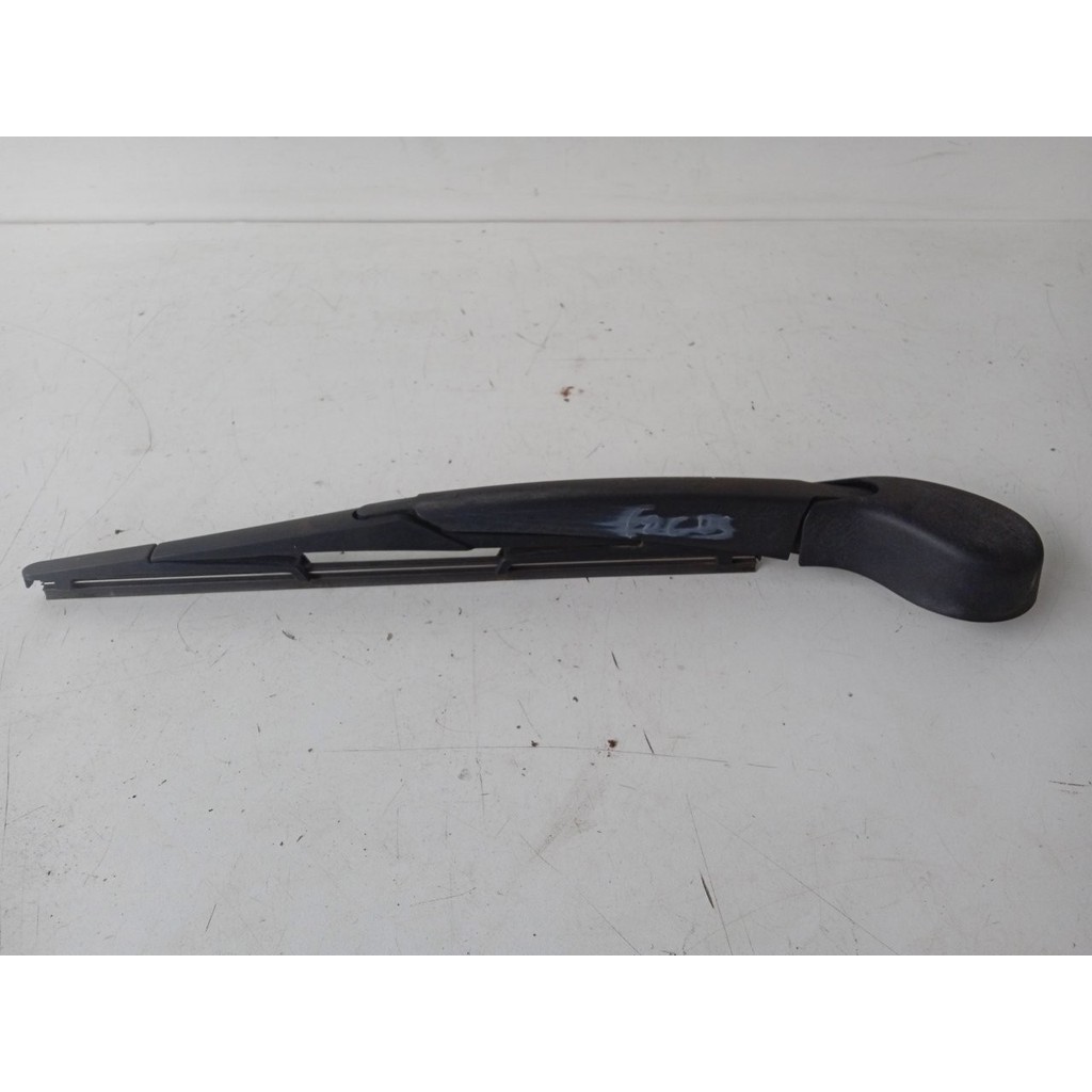 Braço Limpador Vidro Vigia Traseiro Ford Focus 2014-17