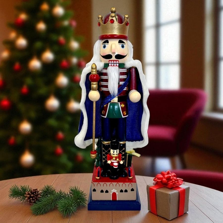 Soldado de Chumbo Rei Quebra Nozes de Madeira com Lança - 40cm - Vermelho, Azul e Verde - 1 unidade - Rizzo em Oferta na Shopee