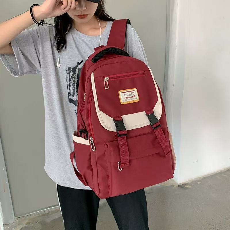 Mochila Feminina Coreana casual e leve para estudantes do ensino médio Impermeavel em Oferta na Shopee