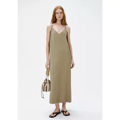Vestido Midi Em Peach Touch Com Fenda