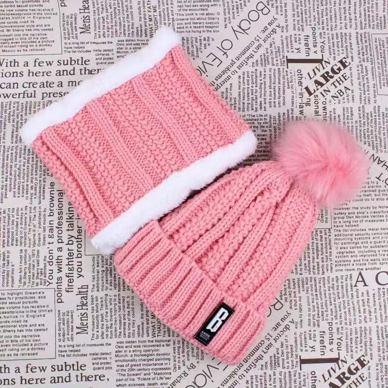 Touca com Pompom + Cachecol - KIT DE INVERNO — imagem 2 de 2