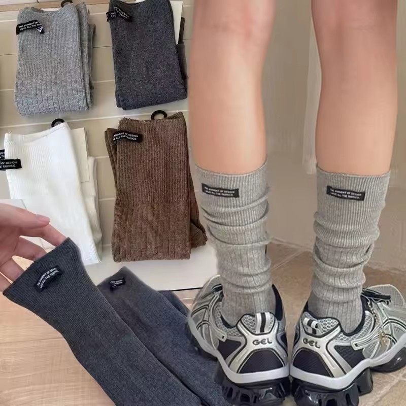 Meias De Monograma De Algodão Premium Ultra Confortáveis Para Panturrilha , Roupas Quentes E Respiráveis De Inverno Outo